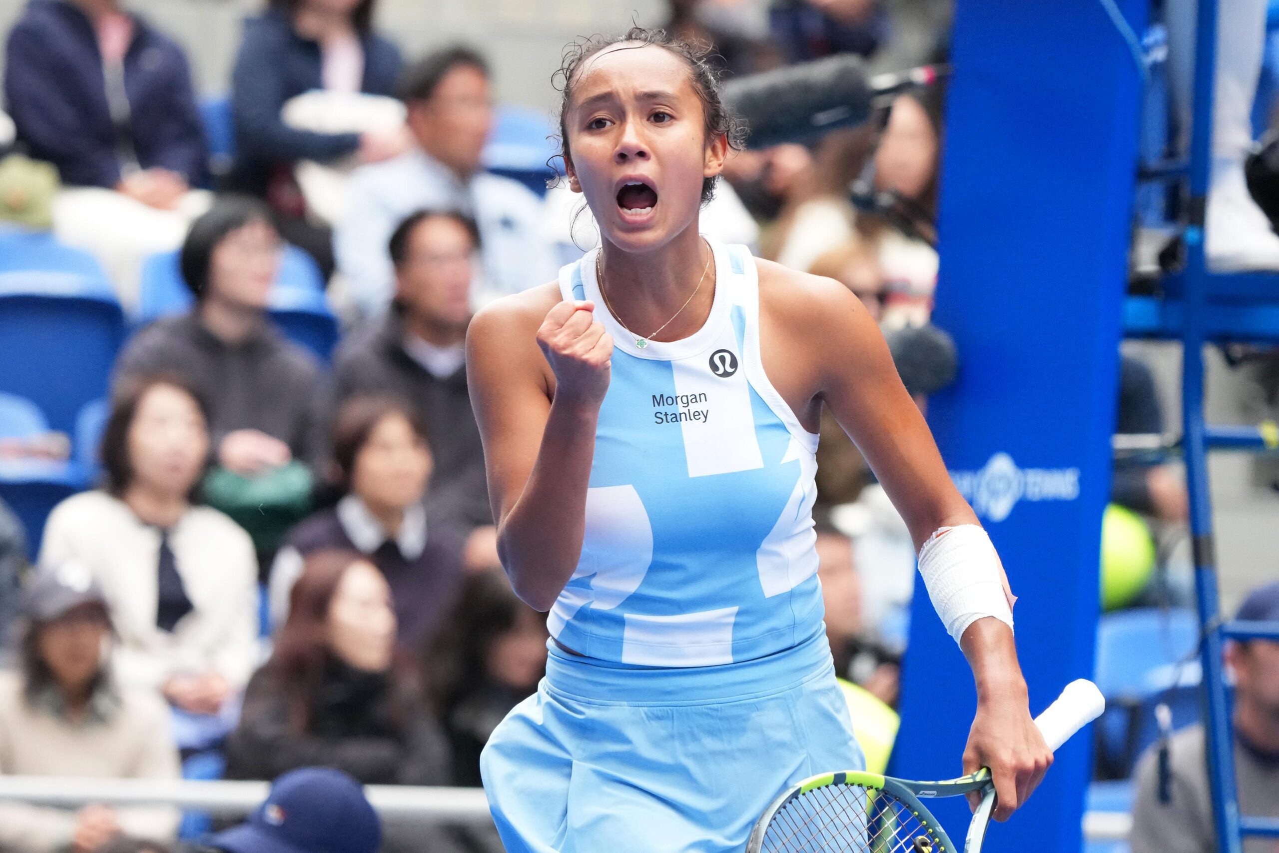 Лейла Фернандес срещу Диана Шнайдер в битка за титлата в Токио на турнира WTA 500 Лейла Фернандес срещу Диана Шнайдер в битка за титлата в Токио на турнира WTA 500
