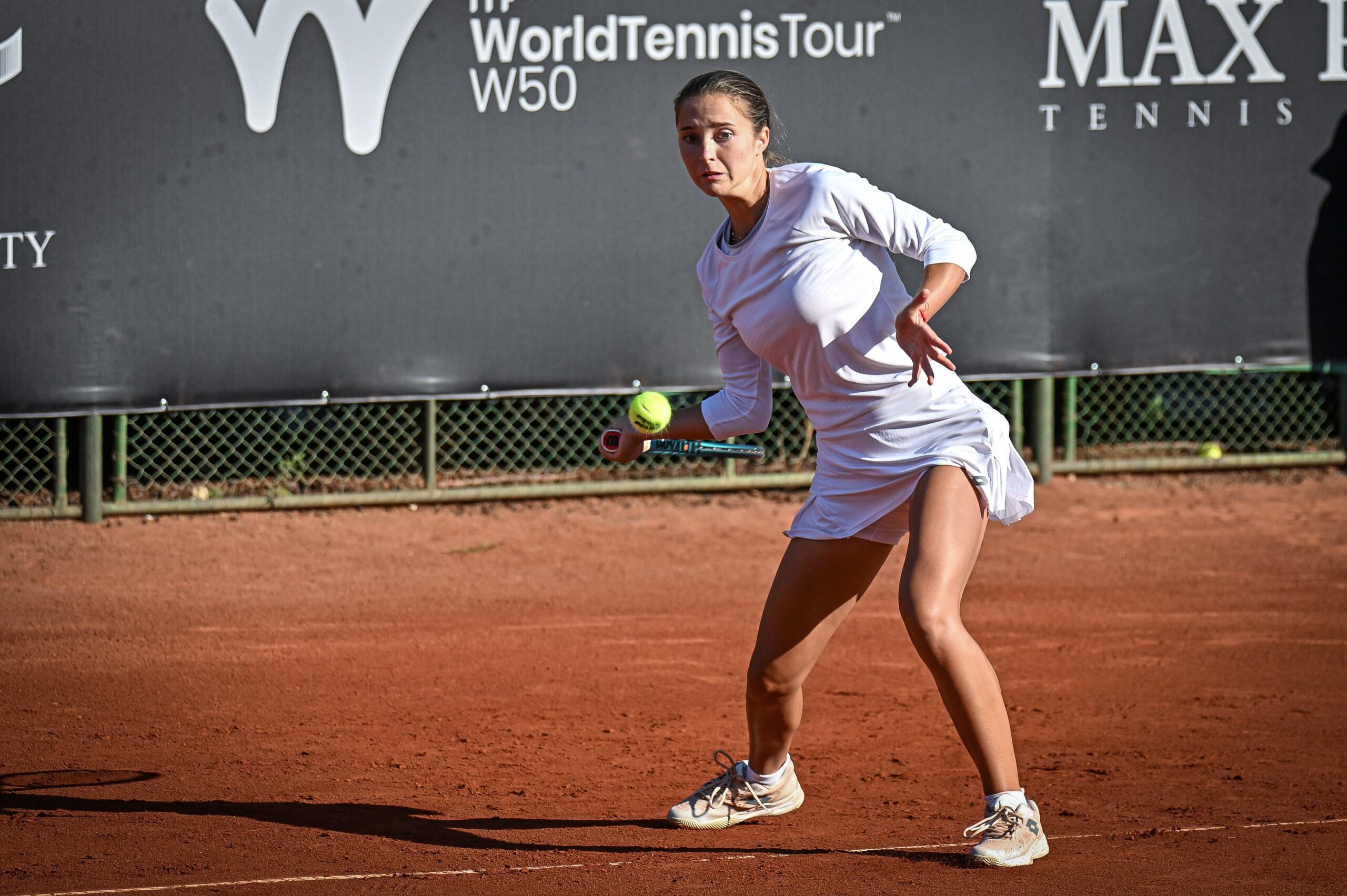 Росица Денчева отпадна още на старта в Курмайо на WTA 125 турнир