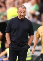 Флик след 5:2 в Бетис: Всеки в Барселона ще получи своя шанс