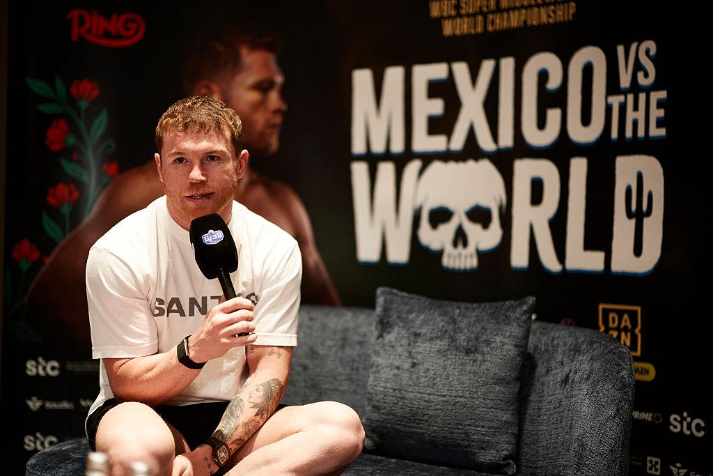 Канело Алварес срещу Кристиан Мбили в Рияд за титлата на WBC Канело Алварес срещу Кристиан Мбили в Рияд за титлата на WBC