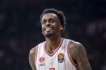 Блейкни и Брайънт поделиха MVP след разгром 118:88 на Анадолу Ефес в осмия кръг