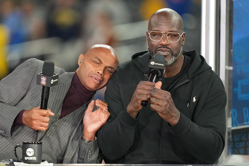 Чарлз Баркли се издъни три пъти подред в предизвикателство на Inside the NBA Чарлз Баркли се издъни три пъти подред в предизвикателство на Inside the NBA