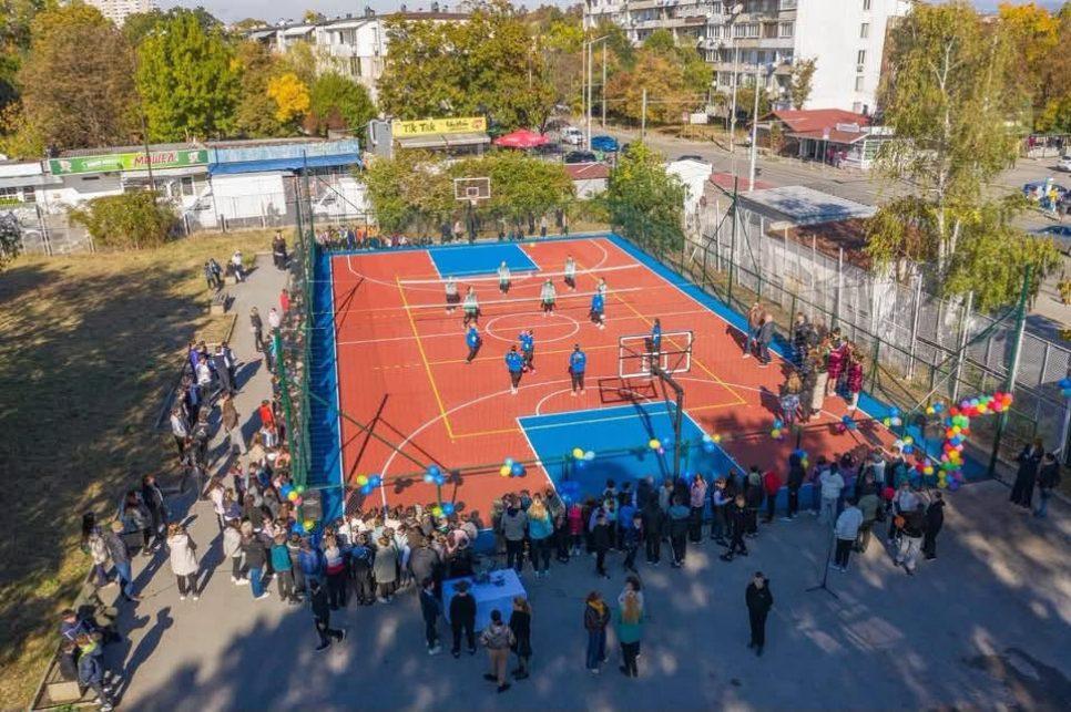 Нова спортна площадка за 102. ОУ „Панайот Волов“ откриха в район „Надежда“