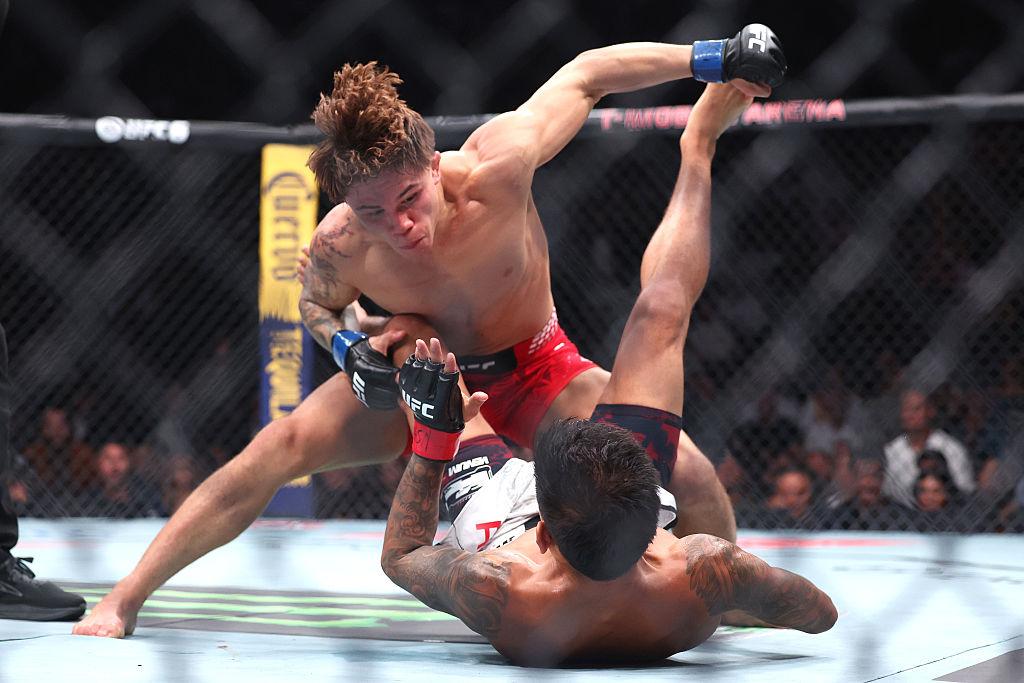Лоунър Кавана нокаутира Рамазан Темиров в първия рунд на UFC 333 Лоунър Кавана нокаутира Рамазан Темиров в първия рунд на UFC 333